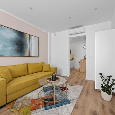 Giardini M Studio Apartments พูลา ภายนอก รูปภาพ